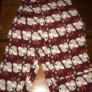 LuLaRoe Chinese Take-out leggings - Red